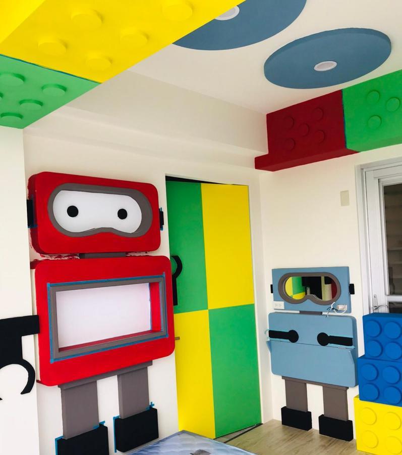 Fun Holiday Family Hostel Tainan Luaran gambar
