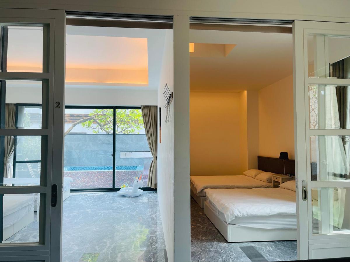 Fun Holiday Family Hostel Tainan Luaran gambar