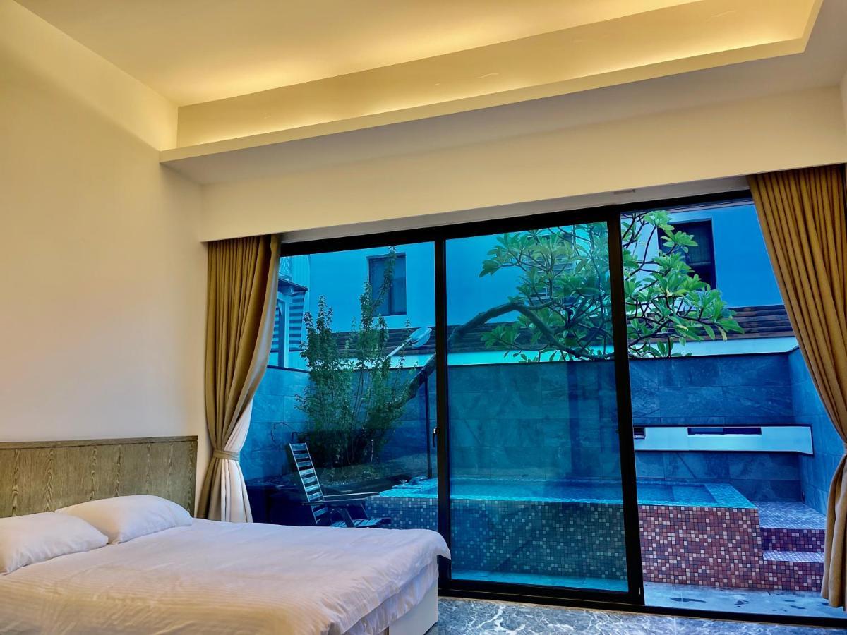 Fun Holiday Family Hostel Tainan Luaran gambar