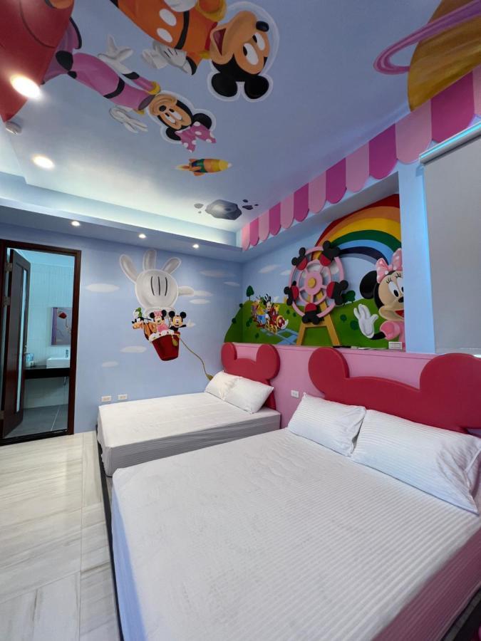 Fun Holiday Family Hostel Tainan Luaran gambar